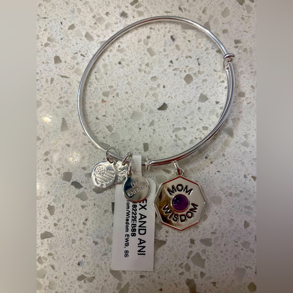 NWT Alex and Ani Mom Wisdom Bracelet